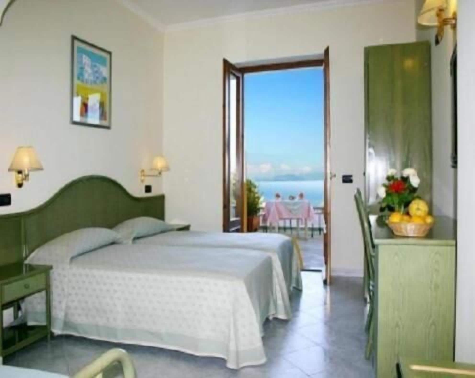 Hotel Belvedere Forio  ภายนอก รูปภาพ