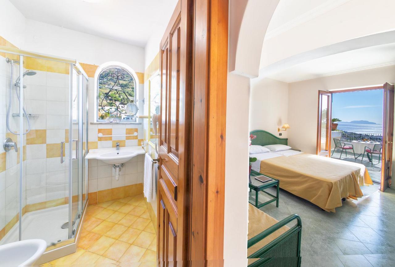 Hotel Belvedere Forio  ภายนอก รูปภาพ